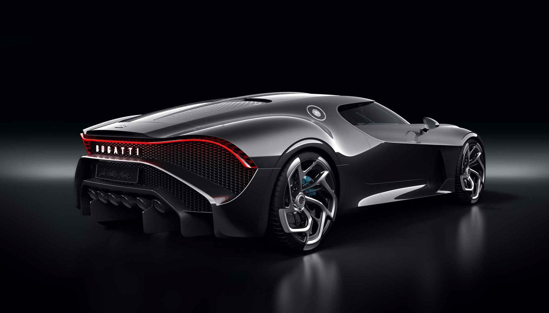 Bugatti ra mắt chiếc xe đắt giá nhất trong lịch sử