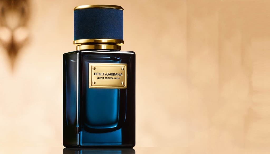 Dolce&Gabbana "quyến rũ" quý ông với mẫu nước hoa Velvet Oriental Musk mới
