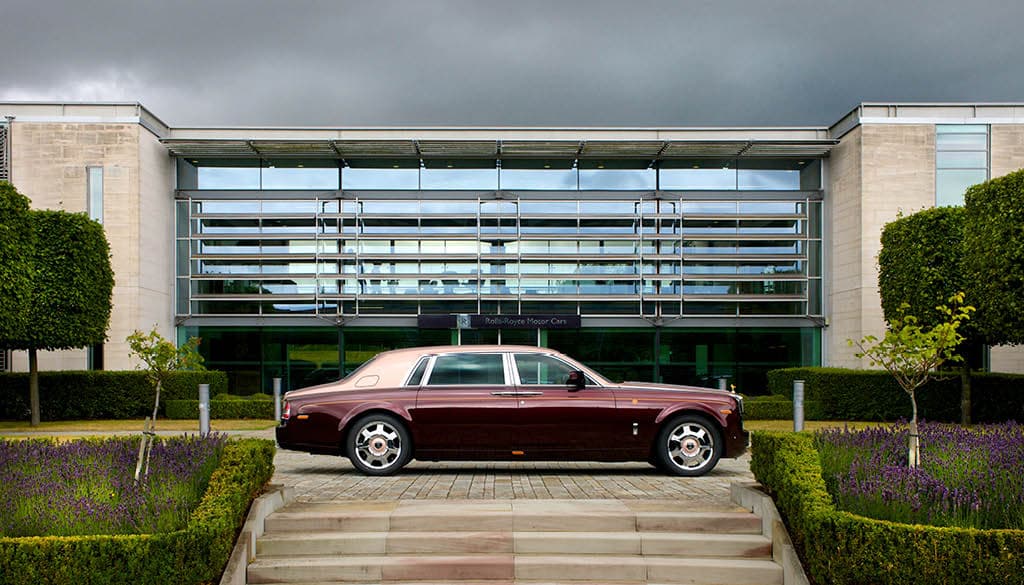 Rolls-Royce Phantom Lửa thiêng – Món hàng thửa độc nhất
