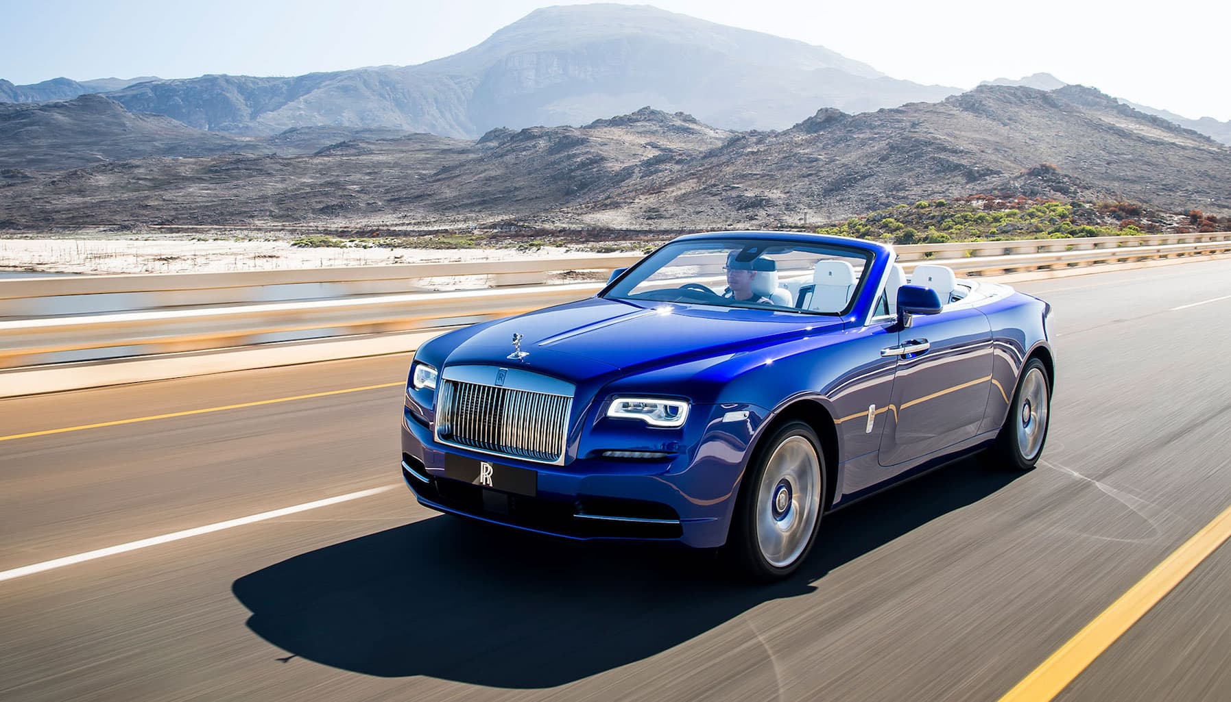 4 lý do giúp Rolls-Royce Dawn trở thành mẫu xe quyến rũ nhất thế giới