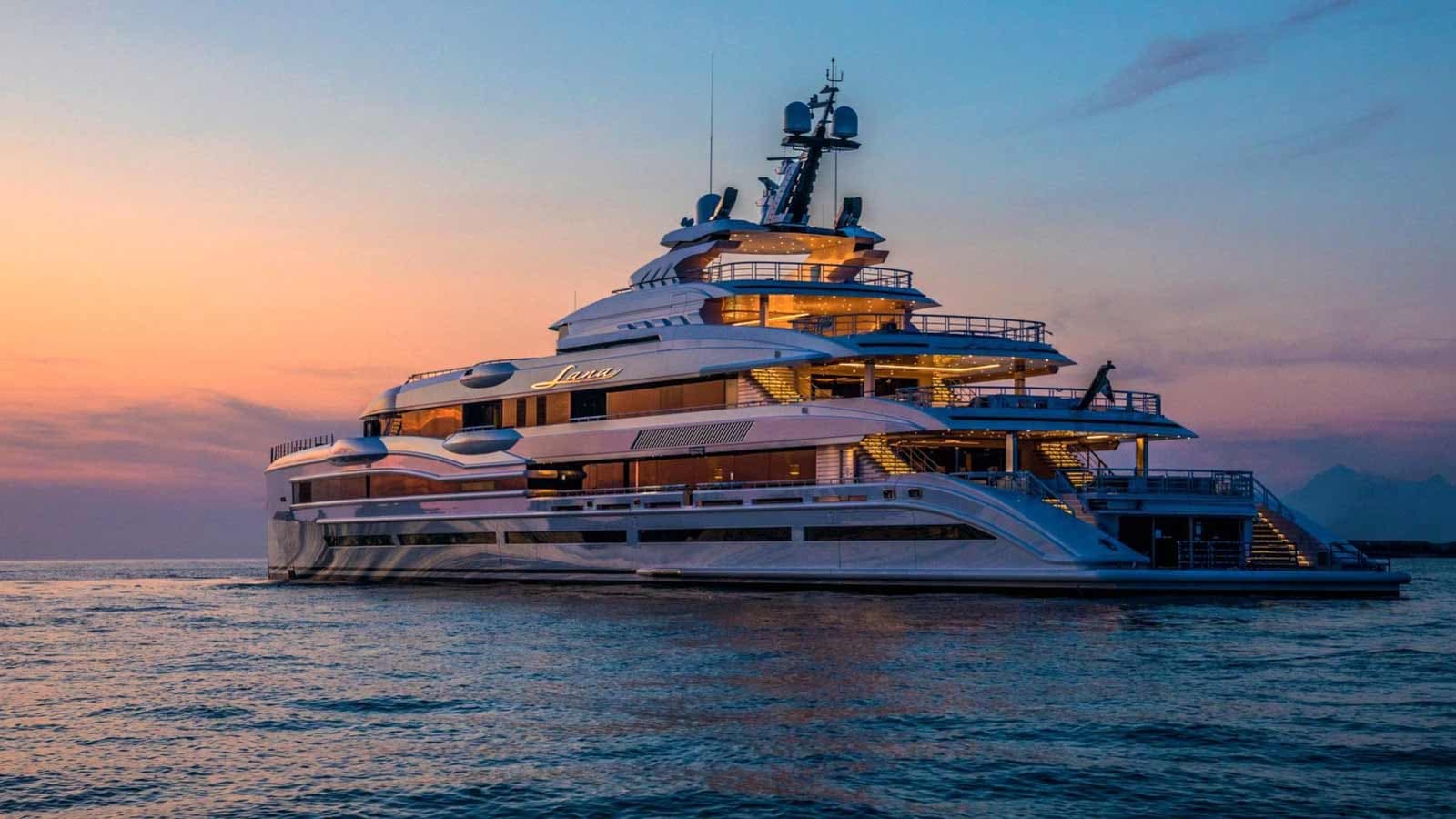 Benetti Lana – siêu du thuyền “mới cóng” dài 107 m với giá thuê 1,7 triệu euro/ tuần
