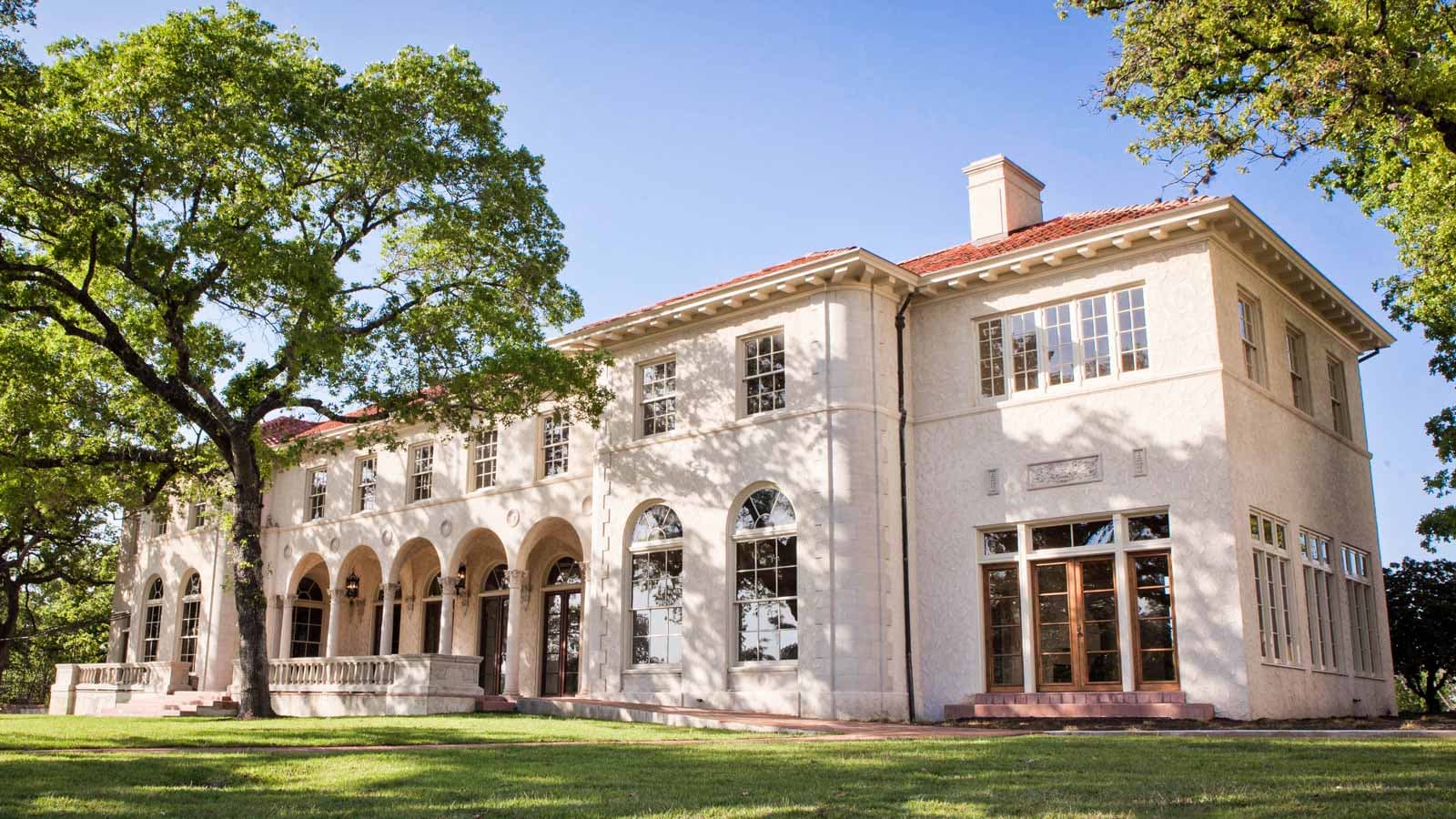 Commodore Perry Estate – trang viên diễm lệ bậc nhất vùng Austin, Texas