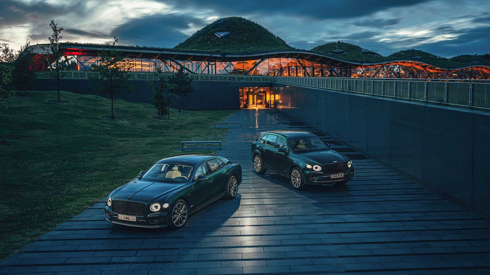 Bentley bén duyên The Macallan, tung siêu phẩm Flying Spur Hybrid