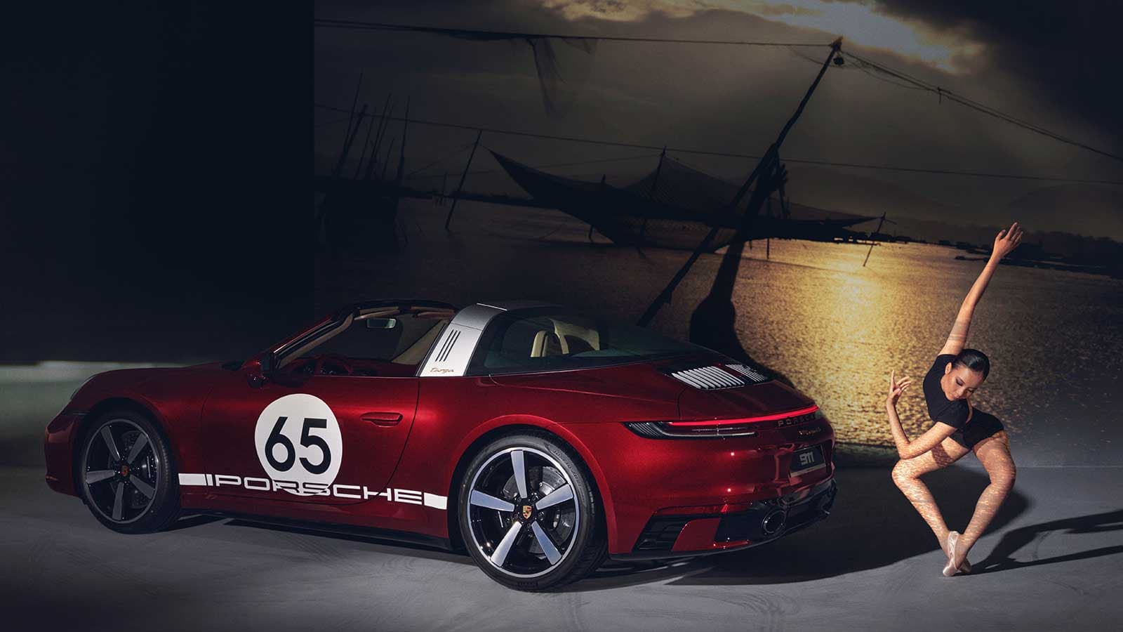 Porsche 911 Targa 4S Heritage Design tôn vinh phong cách sống