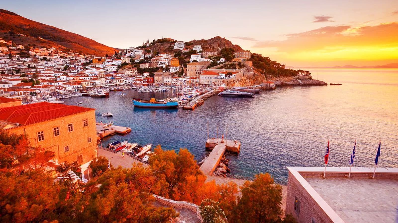 Hy Lạp không chỉ có Santorini mới làm bạn mê đắm