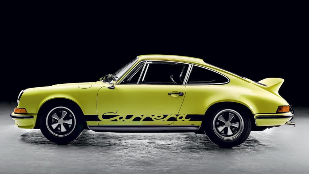 “The Porsche 911 Book” và câu chuyện về chiếc xe thể thao thành công nhất trong lịch sử