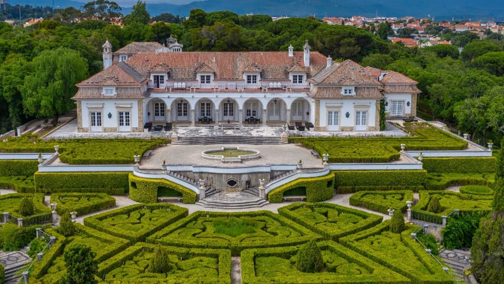 Cung điện 26,5 triệu USD tại Bồ Đào Nha của tỷ phú giàu nhất thập niên 50