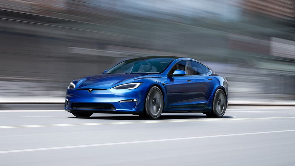 Tesla “vượt mặt” Mercedes-Benz ở thị trường xe sang tại Mỹ