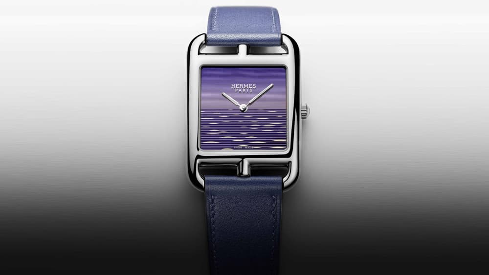 Đồng hồ Hermès Cape Cod với mặt số công nghệ cao làm bằng các bộ phận bán dẫn