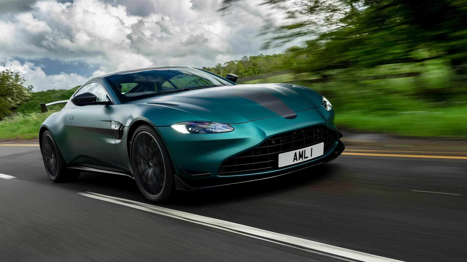 Aston Martin Vantage F1 Edition – Mãnh thú đường đua