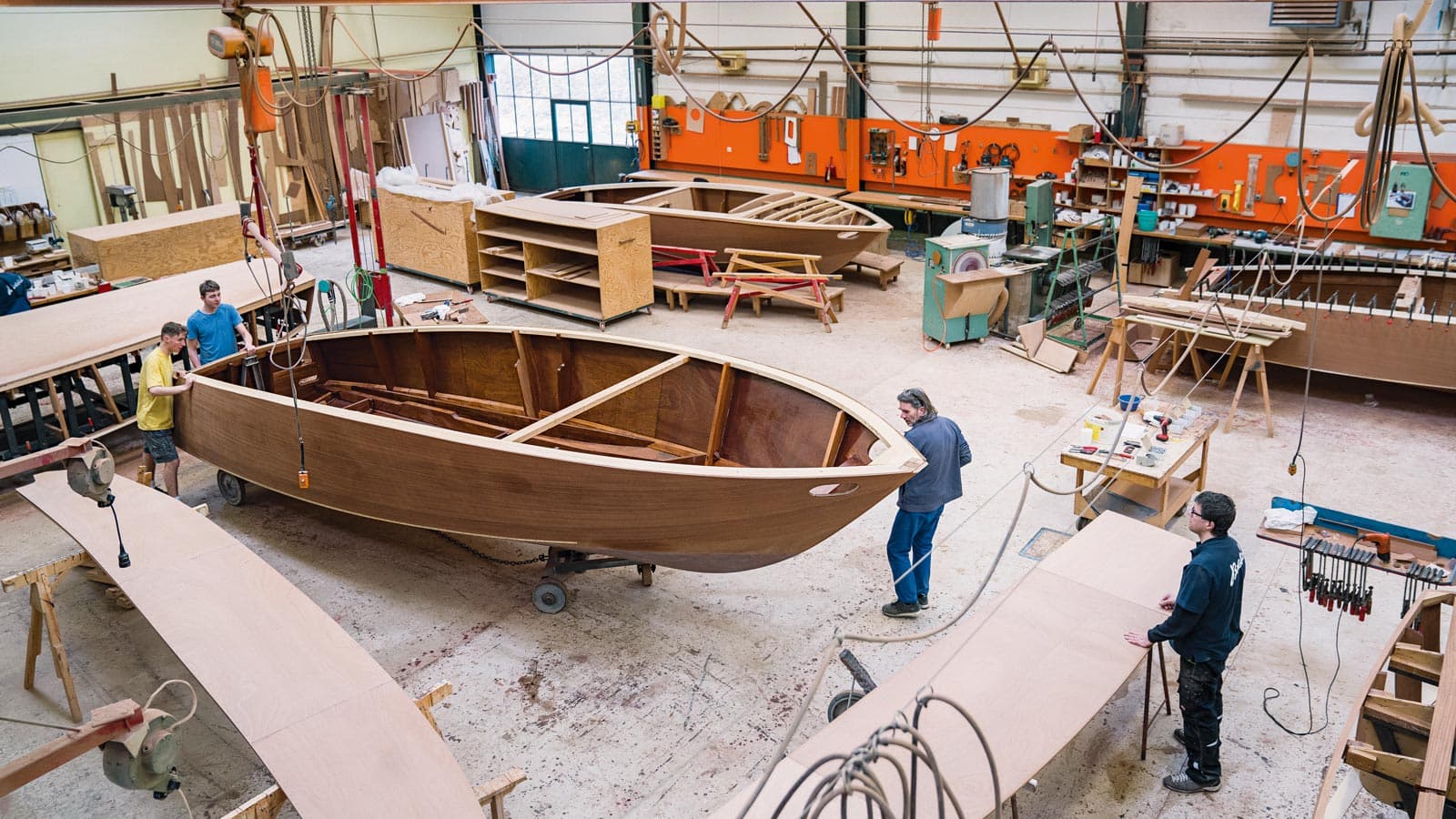 Di sản hơn 100 năm của hai thương hiệu đóng thuyền gỗ tại Thụy Sĩ