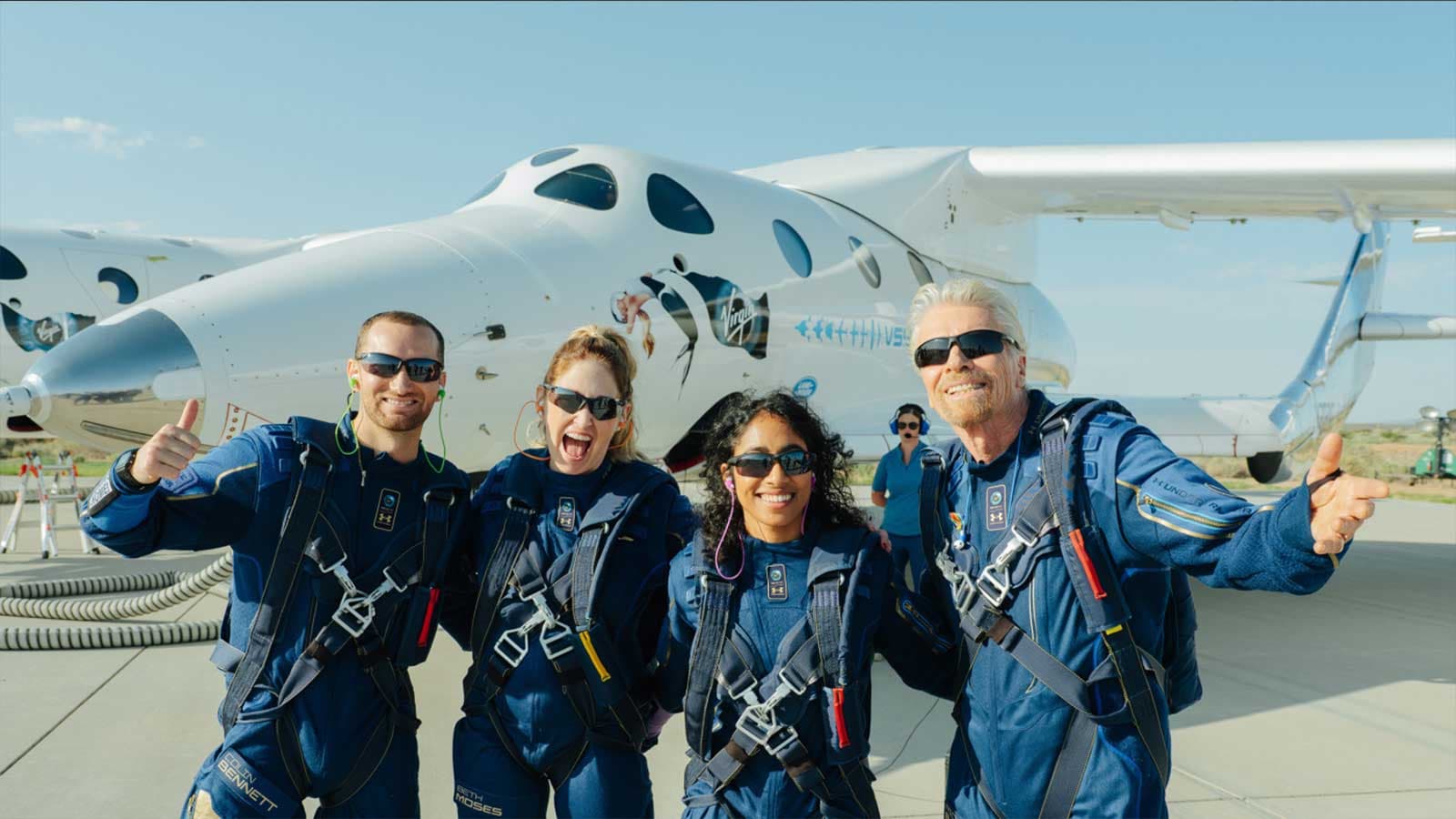 Chuyến bay vào không gian của tỷ phú Richard Branson mở ra kỷ nguyên du lịch vũ trụ